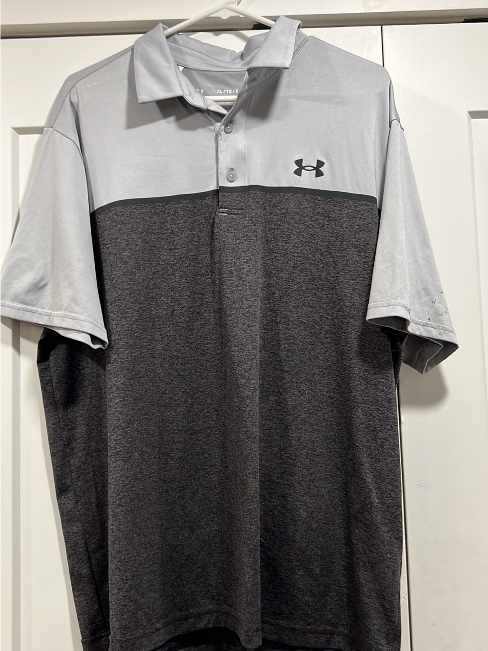 Under Armour Men’s Light Gray and Charcoal Two-Tone Polo